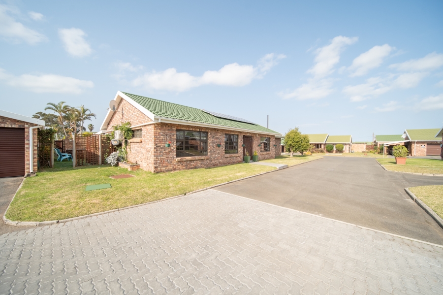 2 Bedroom Property for Sale in Gonubie Eastern Cape